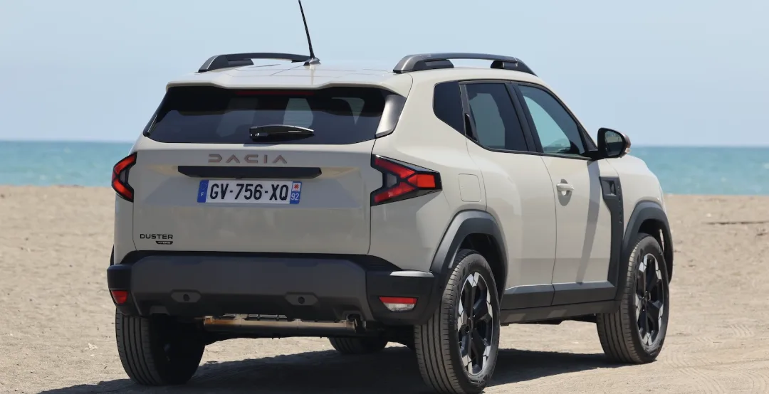 Châssis Dacia Duster en inspection corrosion, berceaux et longerons vérifiés en atelier