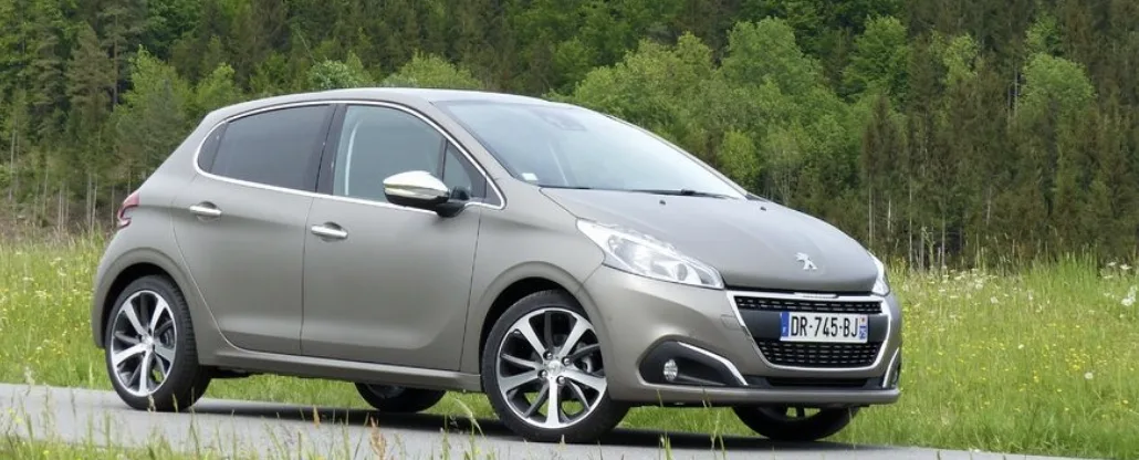 Peugeot 208 1.2 PureTech 82 ch : Fiabilité, Pannes et Millésimes à Éviter