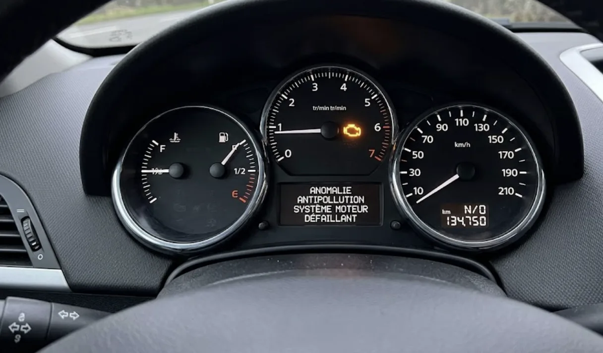 Système antipollution défaillant Peugeot 207 : causes et prix