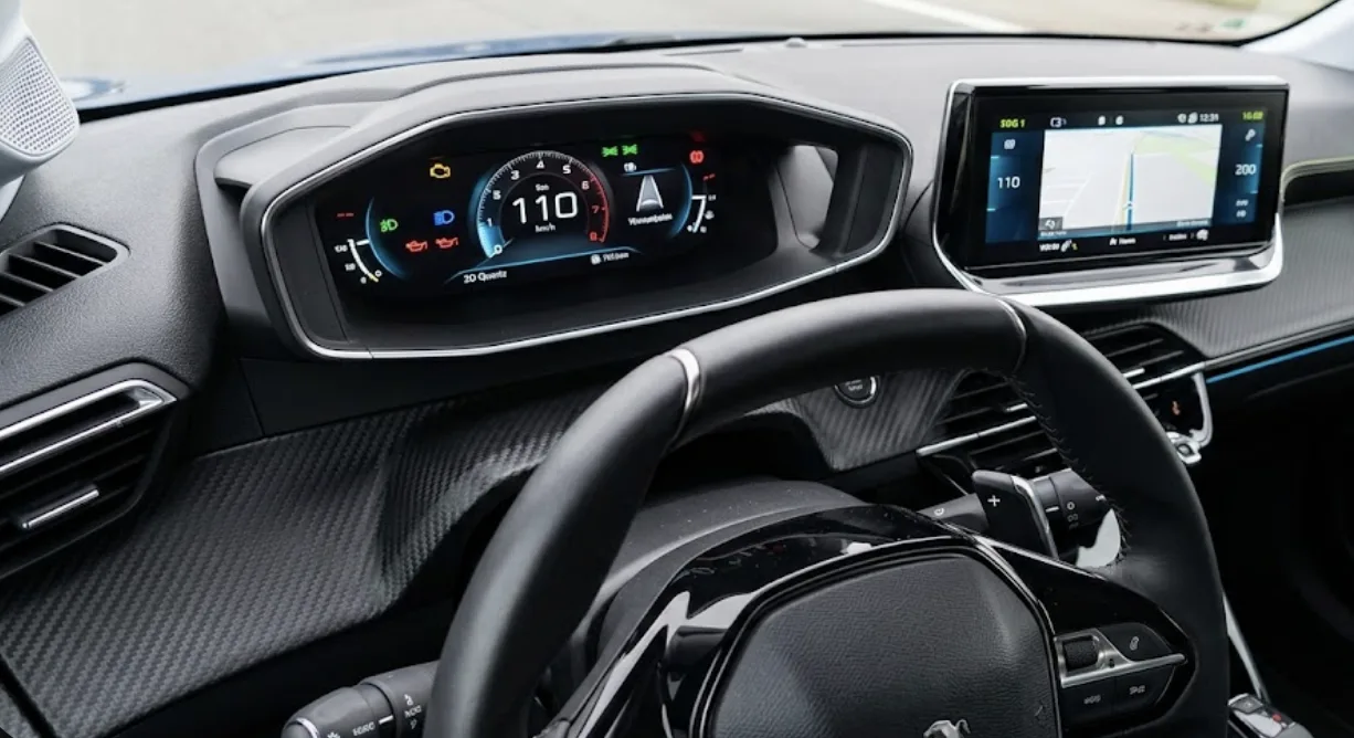 Tableau de bord Peugeot 208 Allure : tous les voyants